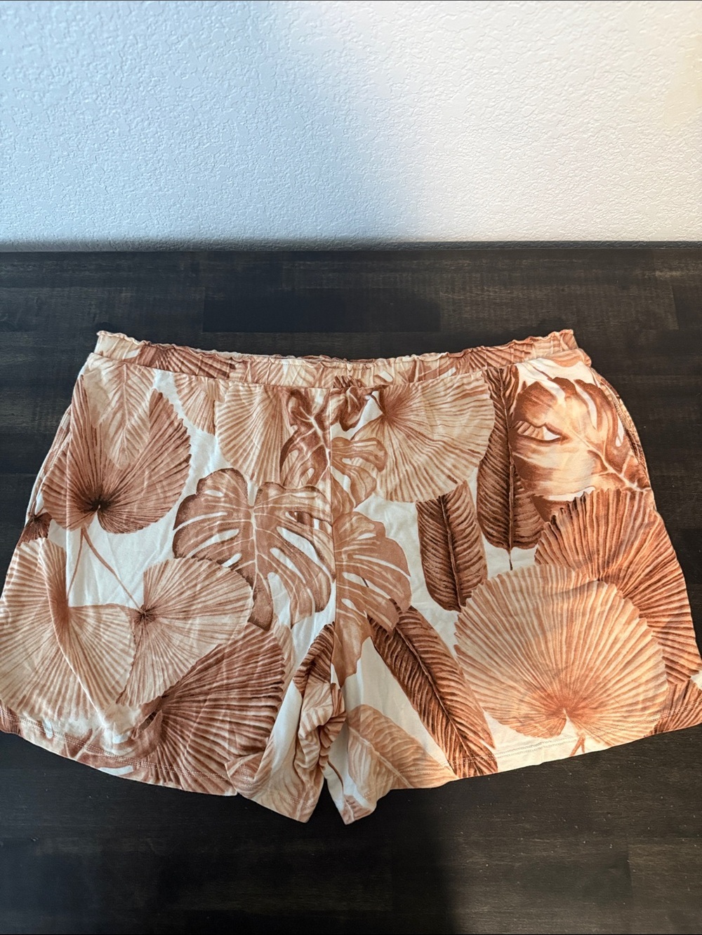 Soma Cool Nights Neutral Tropical Leaves Lounge PJ Short with Pockets Size Large - Picture 7 of 7